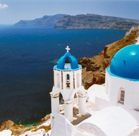 Insula Santorini in pericol